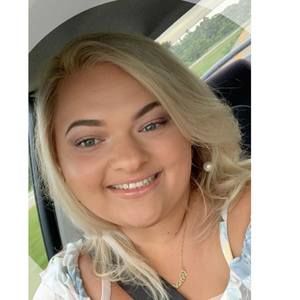 Meet your Posher, Caroline